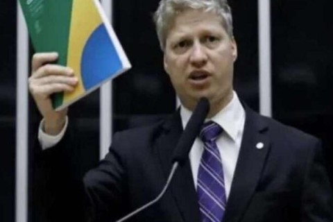 Deputados acusam Moraes de abuso ao intimar embaixadora da Espanha
