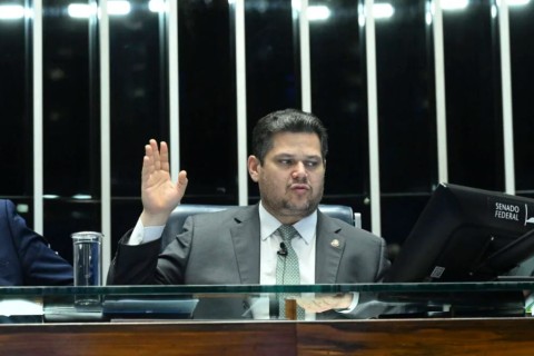 Senado aprova o PL da Dosimetria