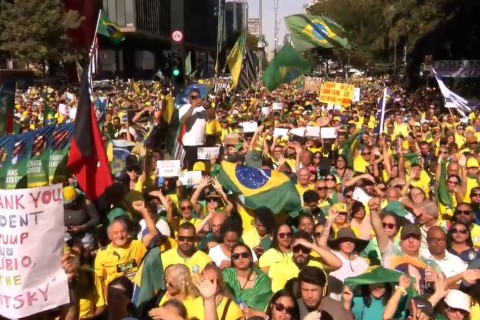 Manifestação na Paulista ecoa pedidos de impeachment de Lula e Alexandre de Moraes
