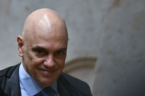 Fotógrafo que flagrou gesto obsceno de Moraes é demitido após 23 anos no Estadão