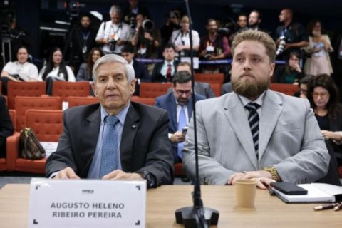 PSOL pede prisão de ex-ministros de Bolsonaro por “risco de fuga”