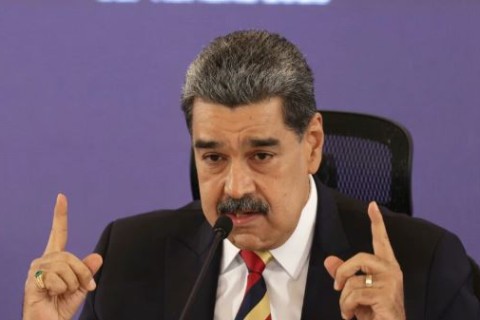 Maduro anuncia mobilização de milícia para esta sexta-feira
