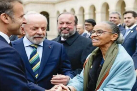 Em Paris, Lula faz piada sobre aparência de Marina Silva e causa constrangimento