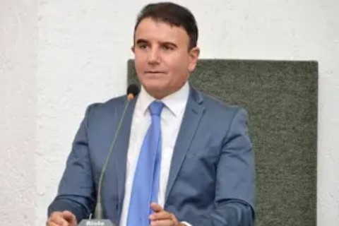 Prefeito de Palmas é preso pela PF acusado de envolvimento em vazamento de informações sigilosas do STJ