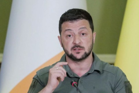 Zelensky aceita trégua e propõe estendê-la além de 20 de abril