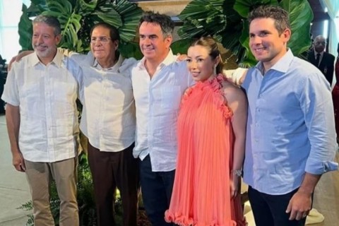 Deputado Hugo Motta usa R$ 110 mil de verba pública para voar sozinho a festa de Jader Barbalho