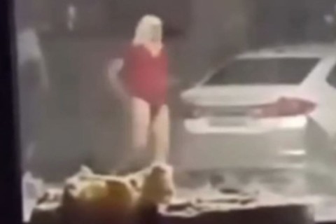 Pastor volta a ser filmado de calcinha e peruca loira nas ruas de Goiânia