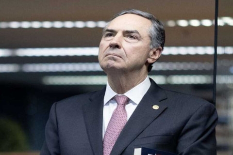 Cassação de visto compromete compromissos de Barroso nos Estados Unidos