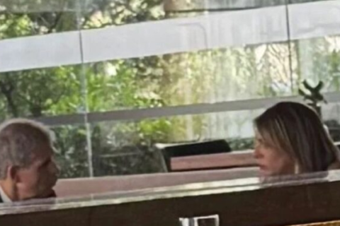 Demitida da GloboNews, Daniela Lima é flagrada almoçando com ministro de Lula em Brasília