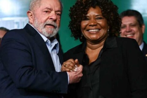 Margareth Menezes, ministra do governo Lula, precisará comparecer à Câmara para dar suas explicações